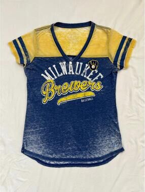 G3 women’s size large navy and yellow Milwaukee Brewers super thin tshirt